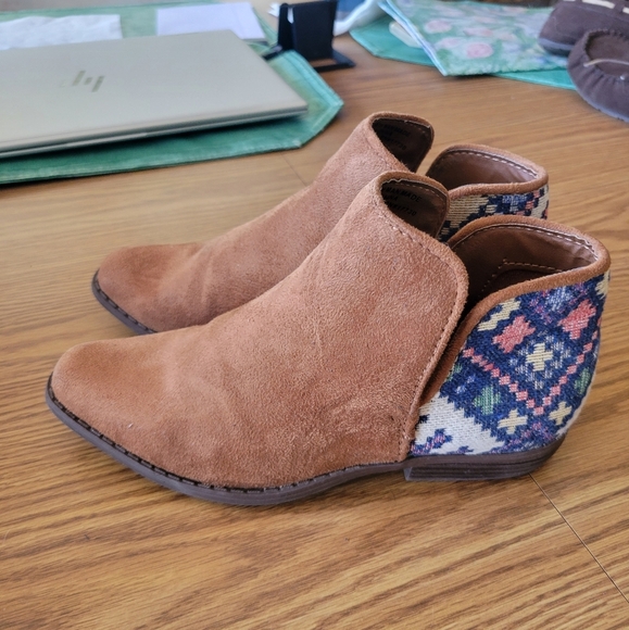 Target | Boots - Picture 3 of 7